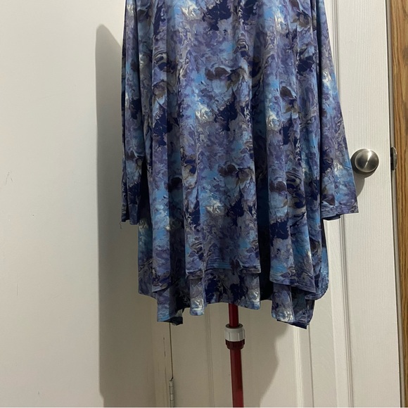 Blue Sky Clothing Co. Women Bamboo, Lycra blue pattern tunic. Size 2X. NWT. - Picture 3 of 9